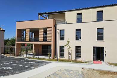 Appartement 3 pièces 865 €