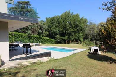 Maison 10 pièces 1245000 €