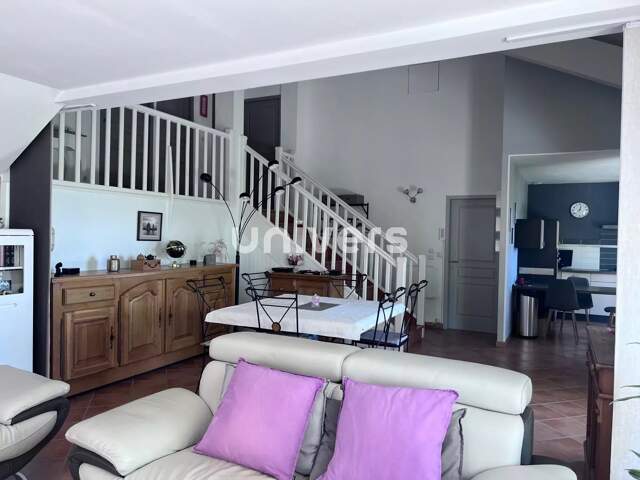Maison familiale de 150 m²  - Charmes sur Rhône — photo du bien