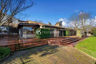 Maison 40 pièces 745000 €