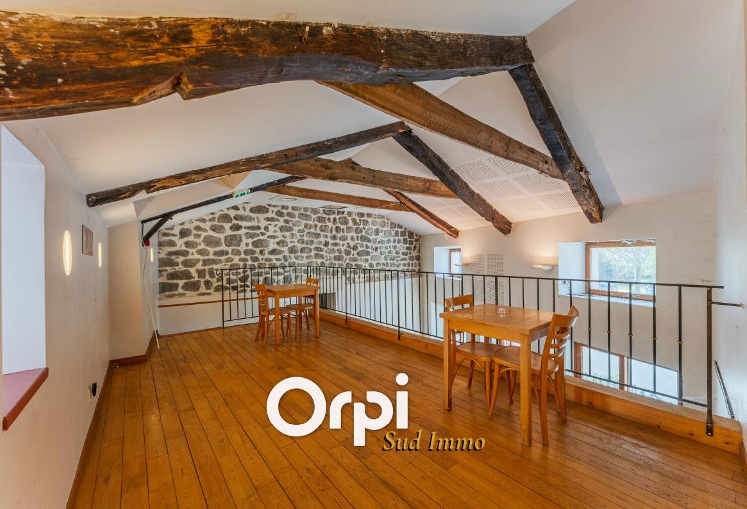 Maison de Ville ou Commerce (restaurant/bar) — photo 1