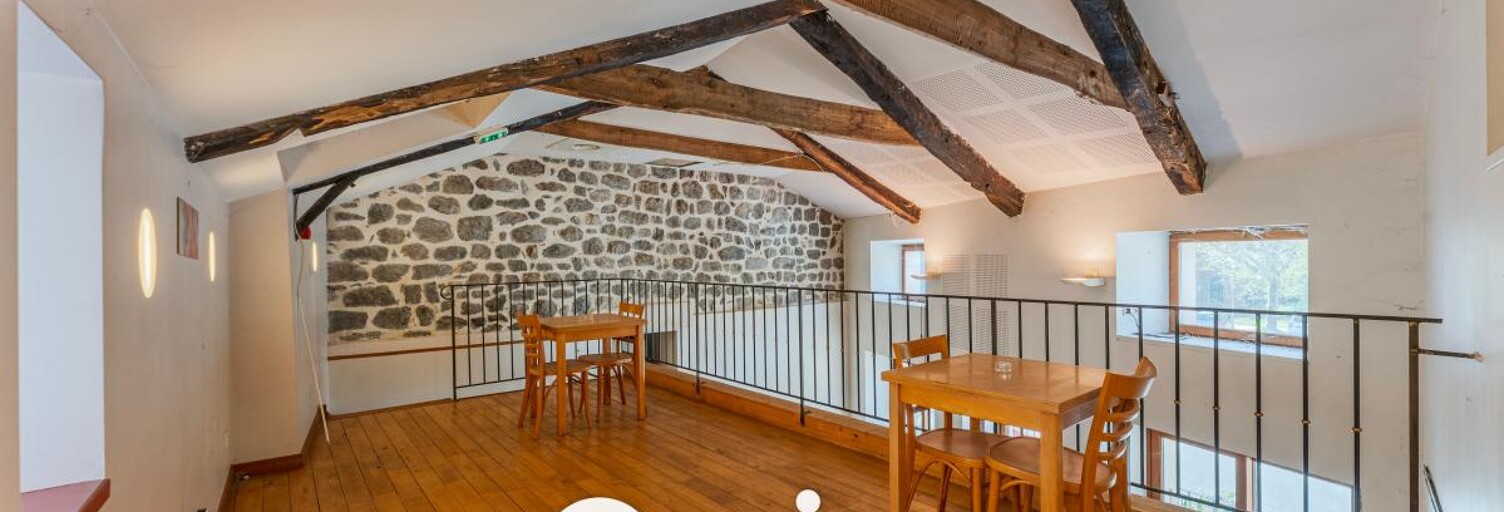 Maison 5 Pièces 211 m² à vendre à Mayres (07330)