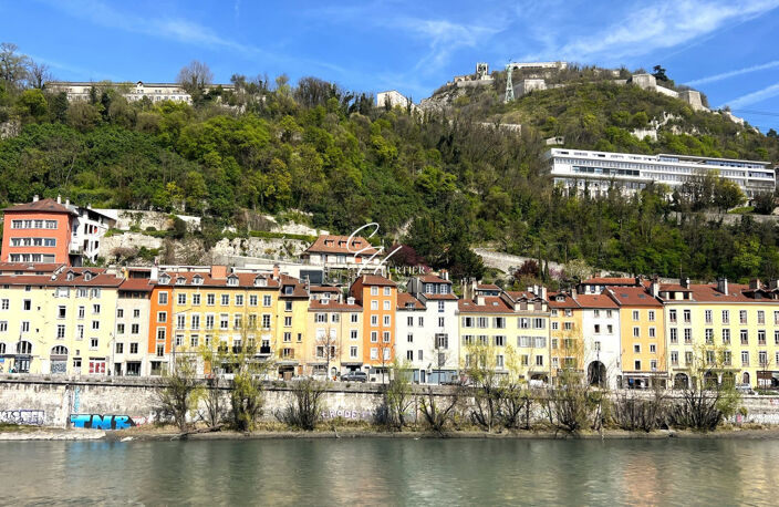 GRENOBLE: T2 de 94m² vue Isére — photo 2
