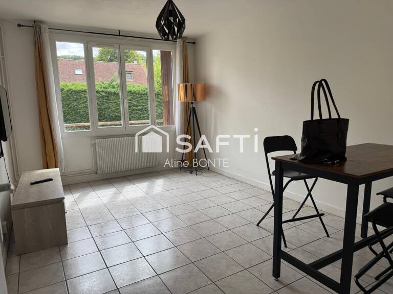 Appartement F4 avec place de parking et cave — photo 1