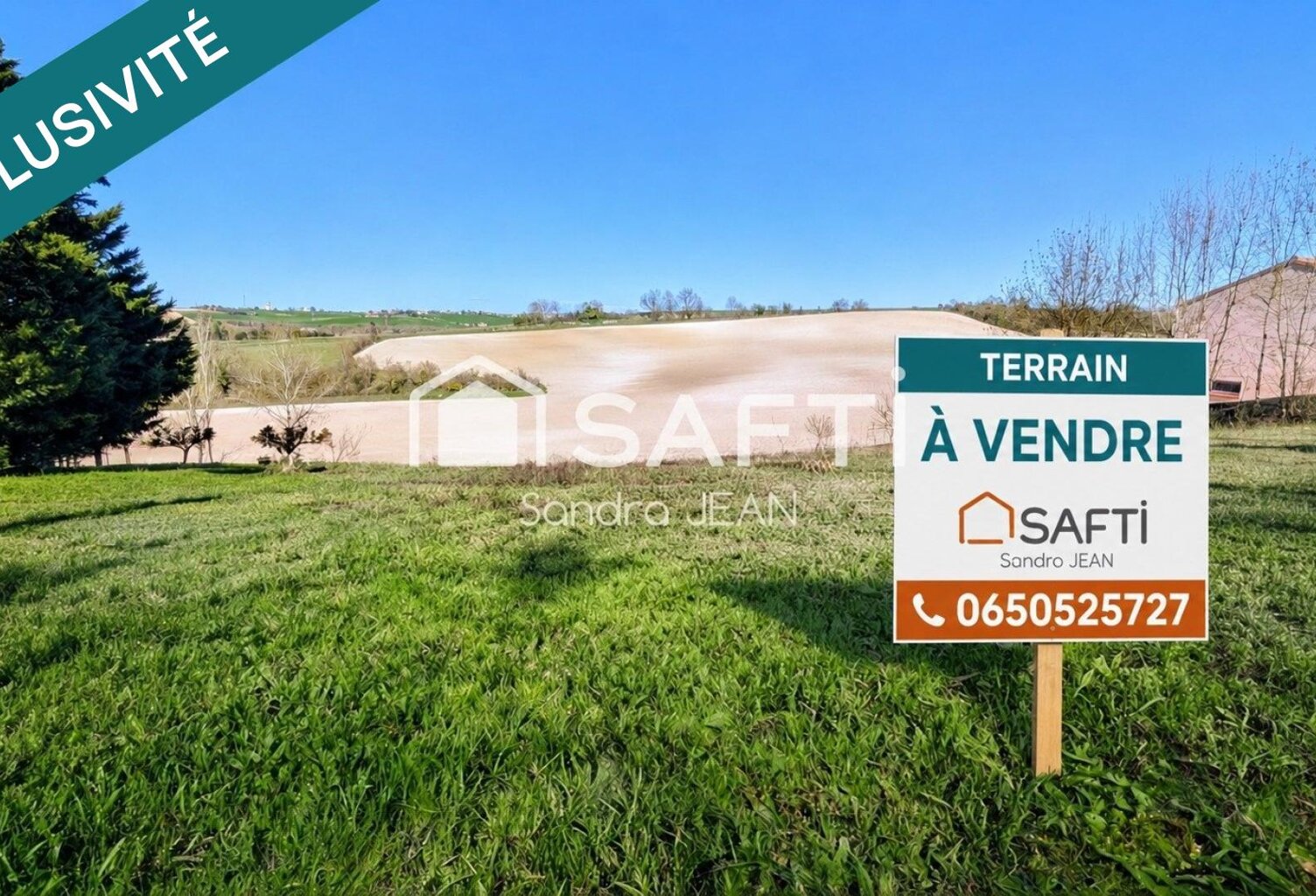 Terrain constructible dans un environnement calme — photo 1