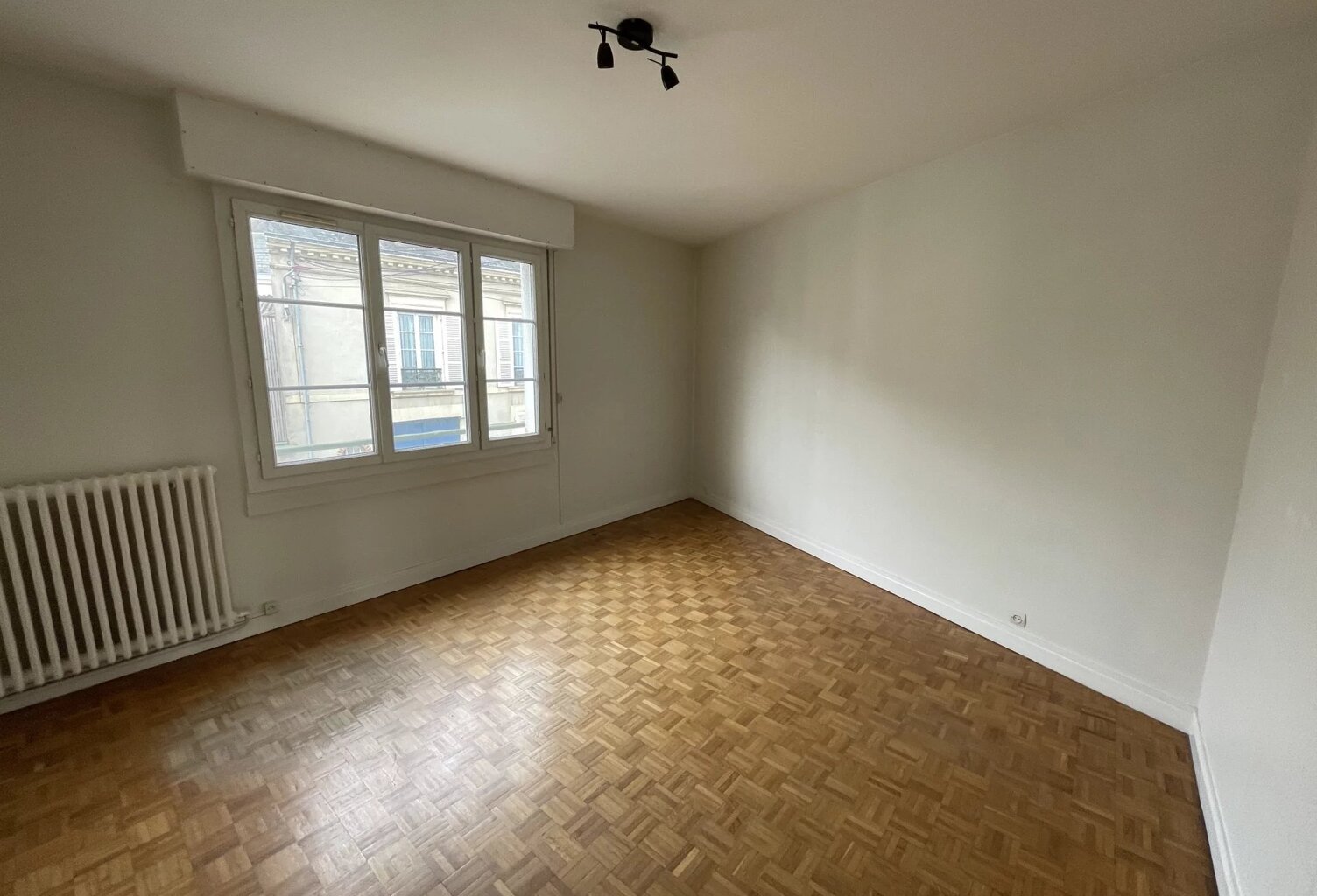 Appartement spacieux T5 avec prestations modernes - Le Mans — photo 1