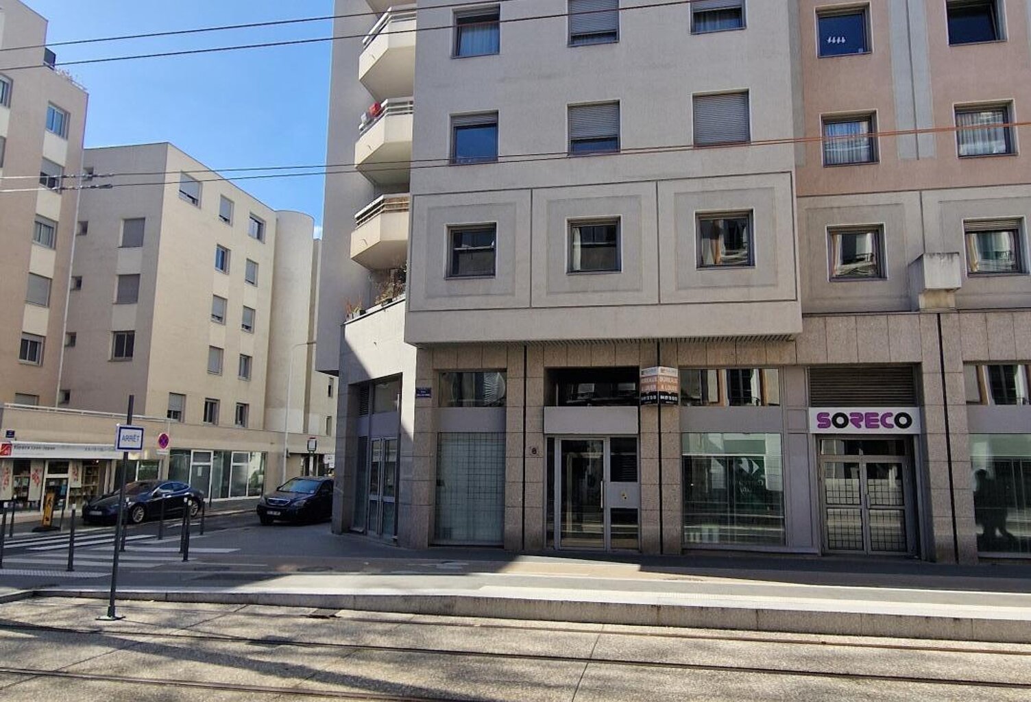 Lyon 6ème  Appartement 70m2 lumineux avec garage et vue sur jardin  Bellecombe/ Charpennes — photo 1