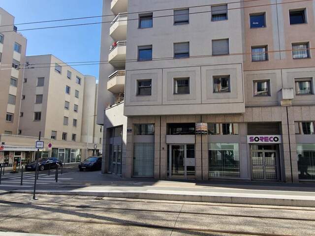 Lyon 6ème  Appartement 70m2 lumineux avec garage et vue sur jardin  Bellecombe/ Charpennes — photo du bien