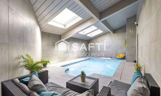 Maison 7 Pièces 275 m² à vendre à École-Valentin (25480)