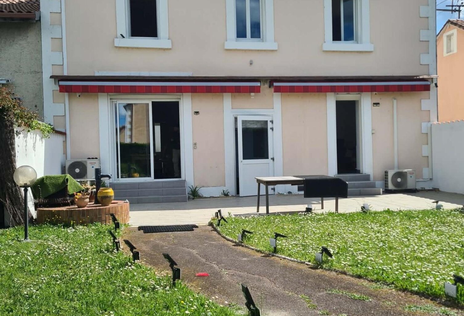 Maison de ville de 200m2 idéalement située — photo 1