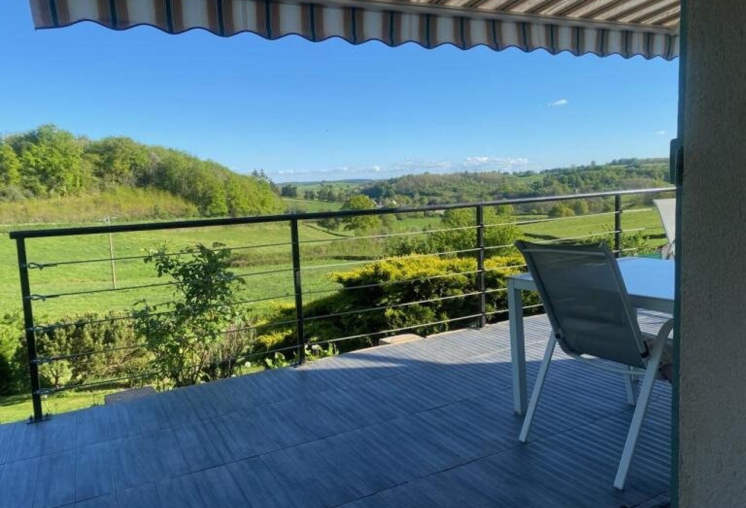 Maison T4+1 dans une impasse au calme avec accès de plain-pied possible, terrasse avec magnifique panorama campagnard — photo 1