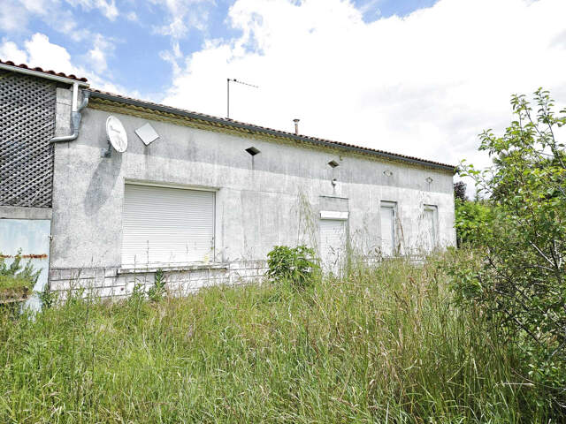 CIVRAC en MEDOC, maison de type T3 de 80 m2 env + dépendance — photo du bien