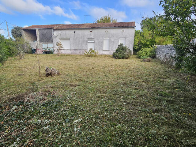 CIVRAC en MEDOC, maison de type T3 de 80 m2 env + dépendance — photo du bien
