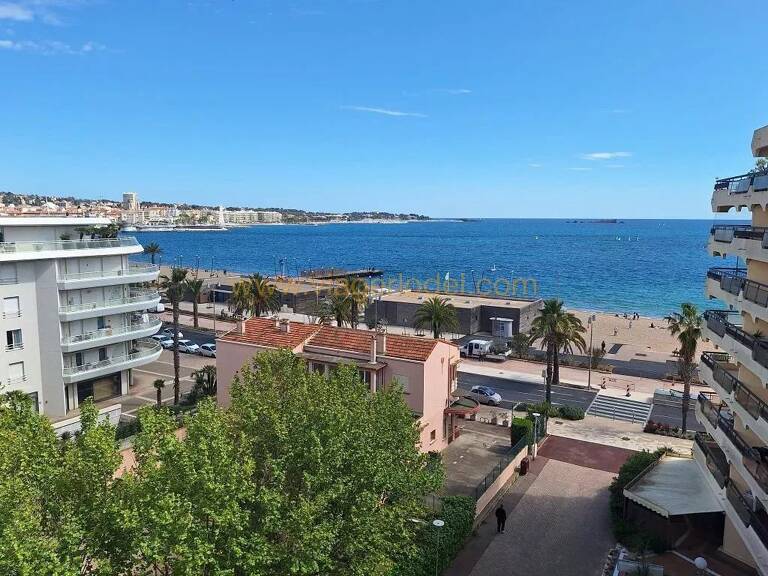 Réf. 10073- VIAGER OCCUPE, FREJUS (83) Bord de mer — photo 1