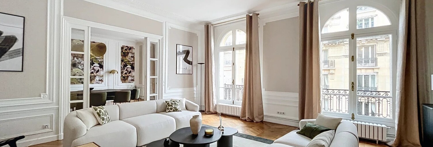 Appartement 8 Pièces 308 m² à louer à Paris 7 (75007)