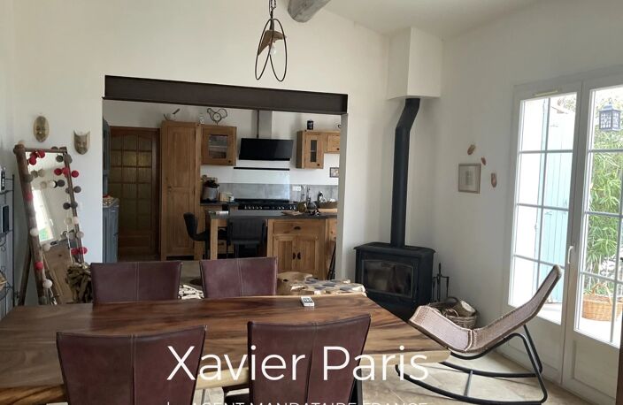 LUBERON SUD – MAISON CONTEMPORAINE DE PLAIN-PIED 154 m² – RÉNOVATION 2024 – PISCINE CHAUFFÉE – ENVIRONNEMENT EXCEPTIONNEL — photo 4