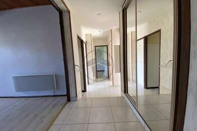 Appartement 3 pièces 610 €