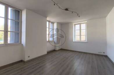 Appartement 3 pièces 630 €
