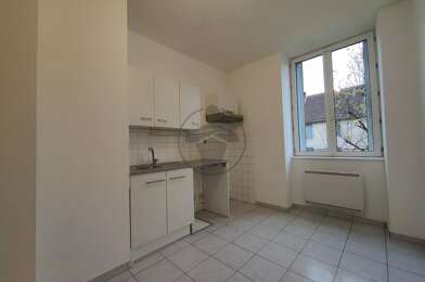 Appartement 3 pièces 630 €