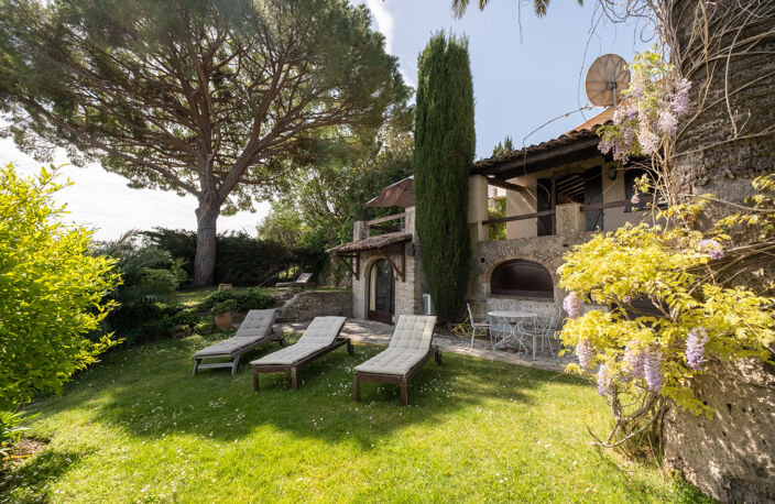 Haut de Cagnes mas authentique terrain garage vue mer — photo 5