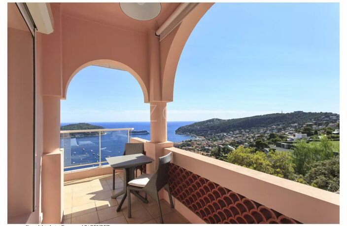 Corne d’Or – Dernier étage de villa, vue mer panoramique — photo 2