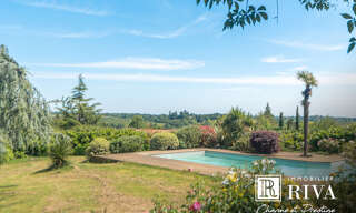 Maison 6 Pièces 247 m² à vendre à Carignan-de-Bordeaux (33360)