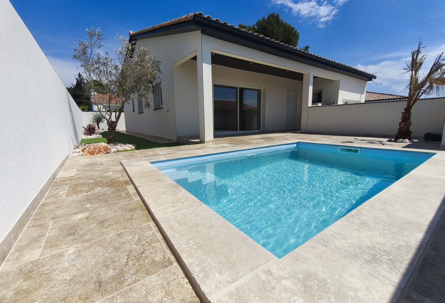 Vend villa neuve 101m2 avec garage et piscine — photo 1