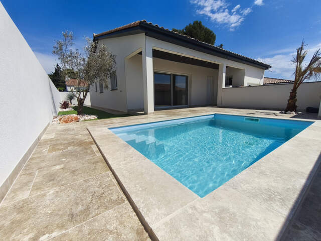 Vend villa neuve 101m2 avec garage et piscine — photo du bien