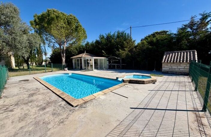 Propriété avec piscine à LUNEL NORD — photo 2