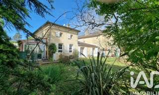 Maison 10 Pièces 262 m² à vendre à Saint-Pey-de-Castets (33350)