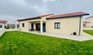 Maison 6 Pièces 118 m² à louer à Bésayes (26300)
