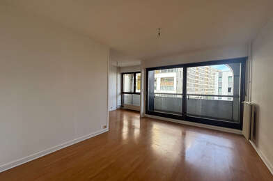 Appartement 3 pièces 319200 €