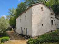 Maison et dépendances — photo 2