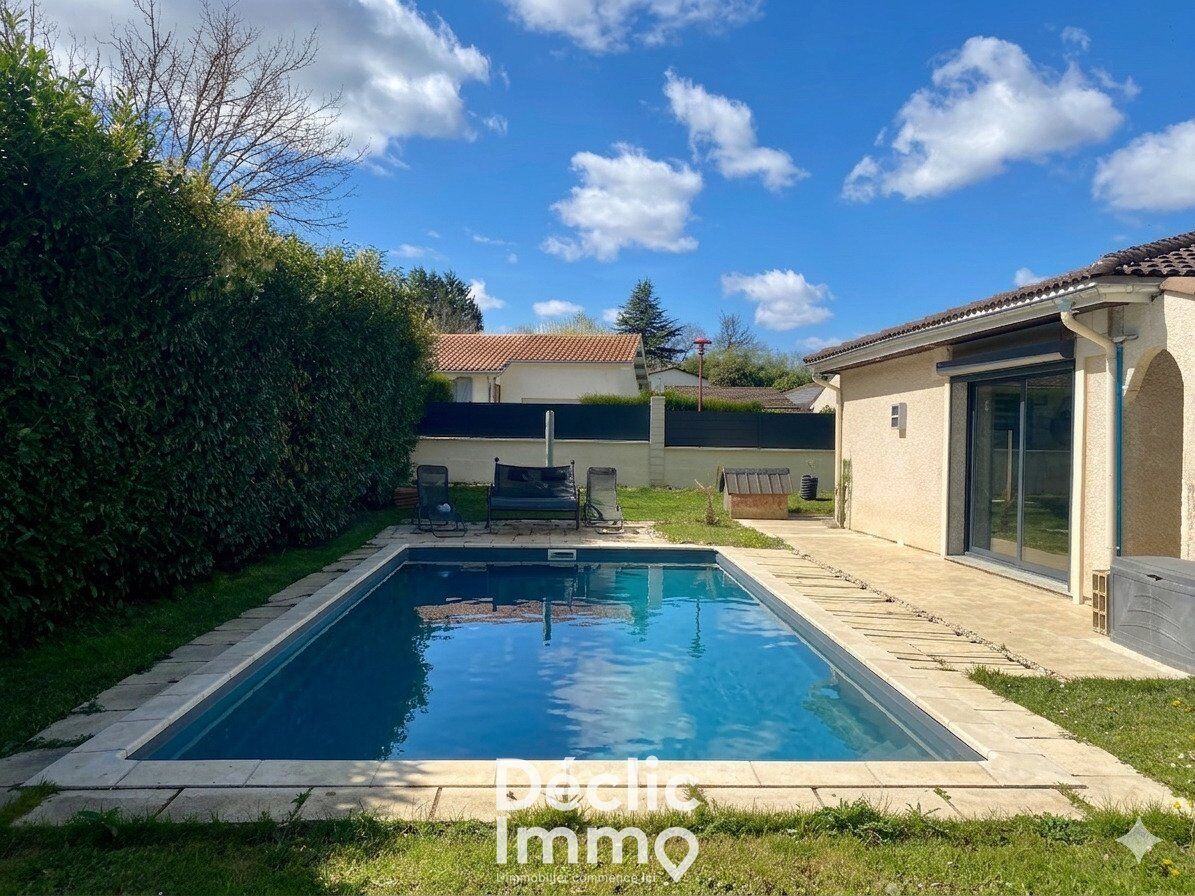 Villa / Maison  T6 à vendre Sadirac 33670