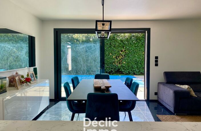 À vendre magnifique maison contemporaine 4 chambres piscine à Sadirac — photo 4