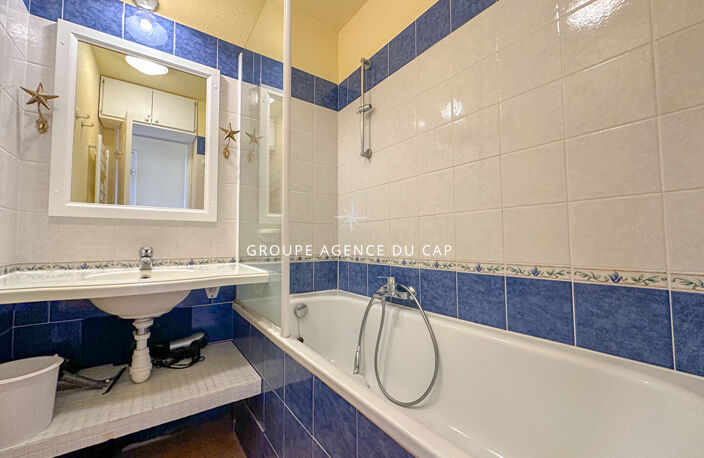 Appartement Les Issambres 2 de 35 m2avec loggia et vue mer — photo 5