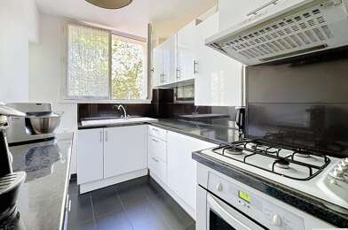 Appartement 4 pièces 243000 €