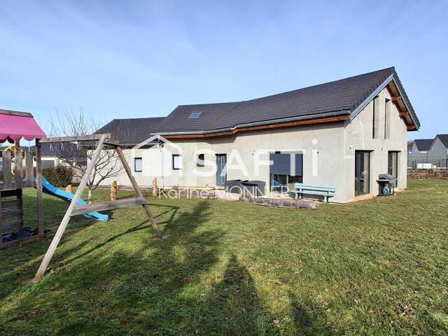 Maison à Champagnole quartier recherché — photo du bien