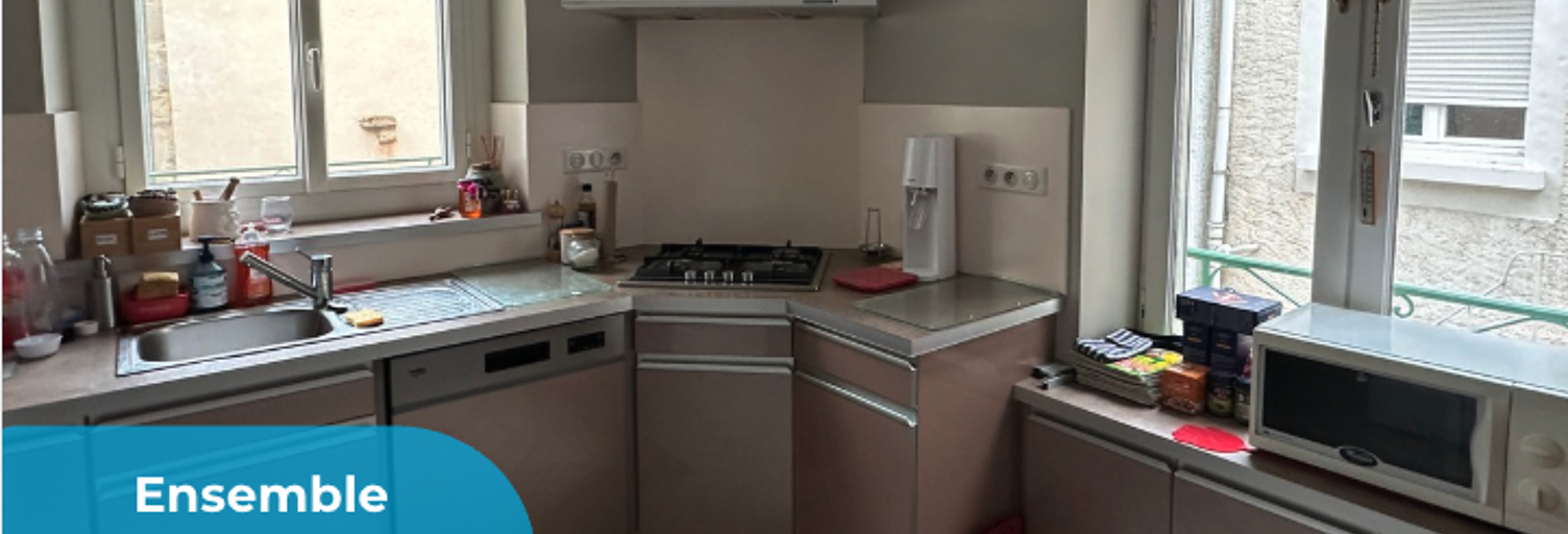 Immeuble  259 m² à vendre à Saint-Céré (46400)