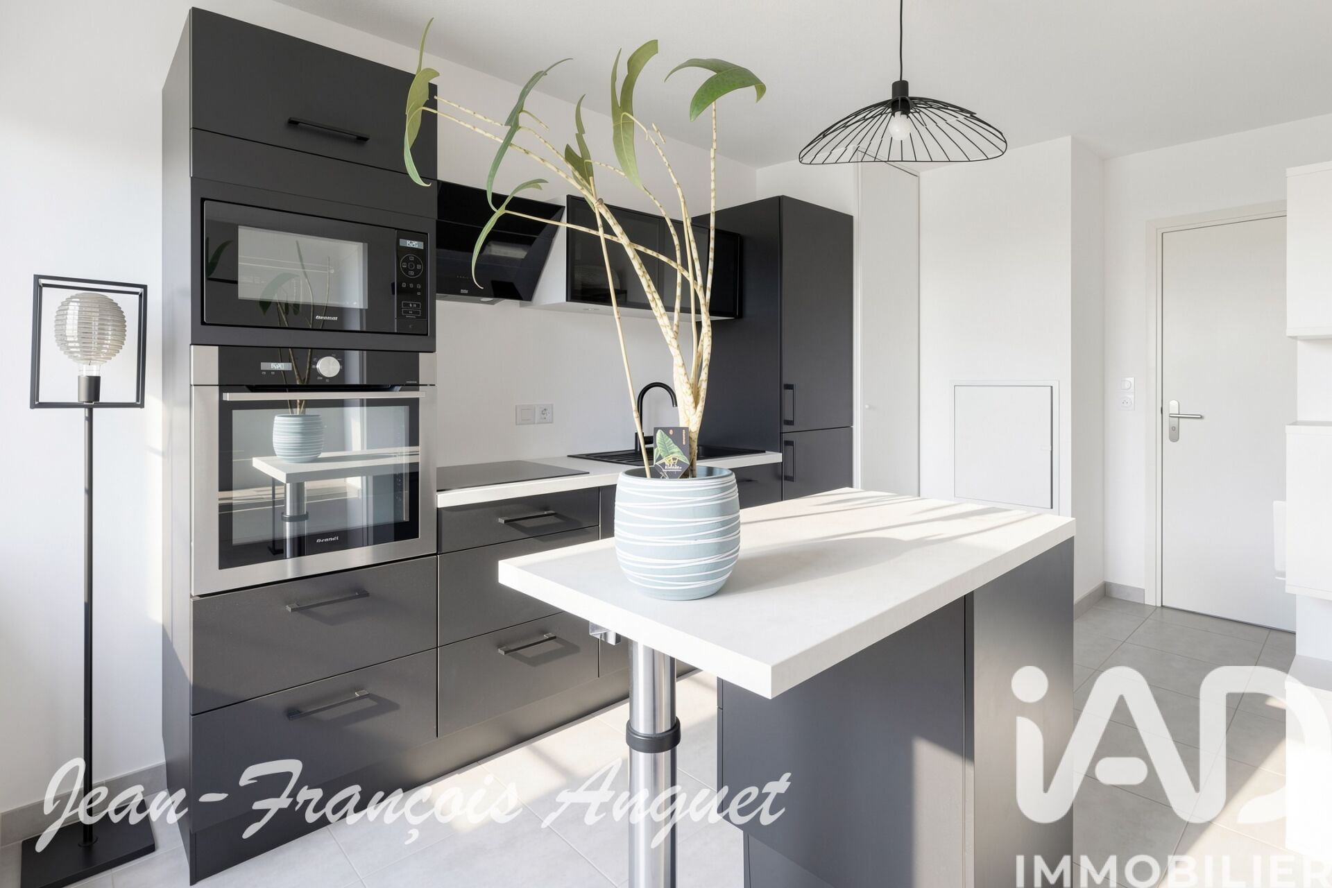 Vente Appartement 2 pièces - Photo 2