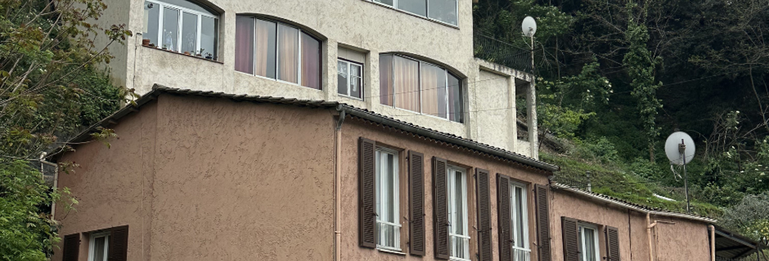 Maison 10 Pièces 227 m² à vendre à Nice (06100)