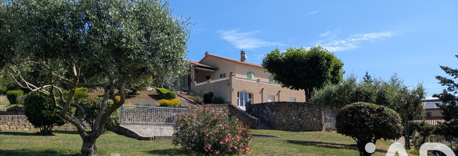 Maison 7 Pièces 133 m² à vendre à Coux (07000)