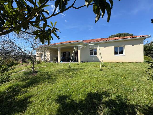 Maison plain pied - 5 pièces - 143m2 — photo du bien