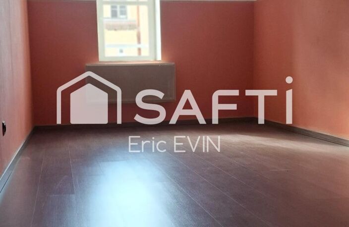 Bel appartement lumineux de 89 m², libre de suite, deuxième étage, centre ville, interphone, ascenseur. — photo 4