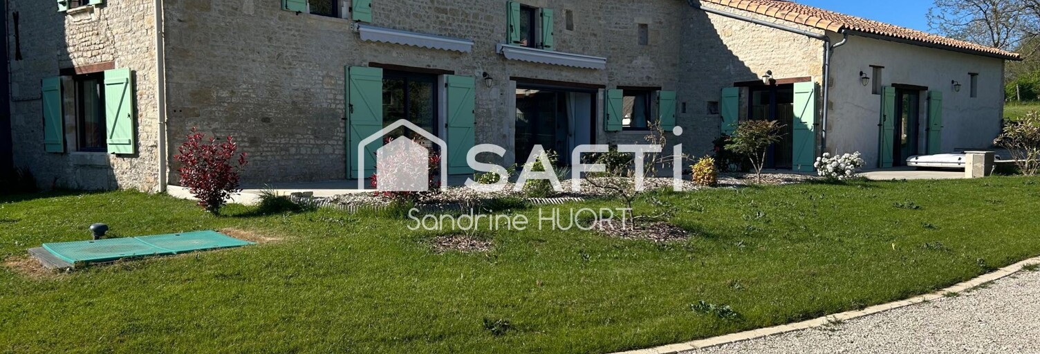 Maison 8 Pièces 260 m² à vendre à Coulonges-sur-l'Autize (79160)