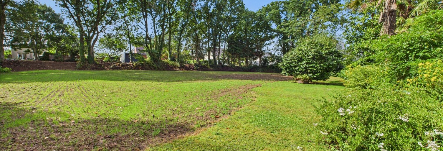 Terrain  677 m² à vendre à Landivisiau (29400)
