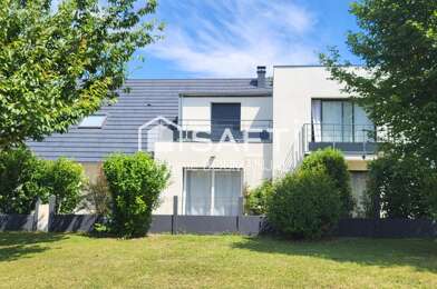 Maison 8 pièces 499500 €