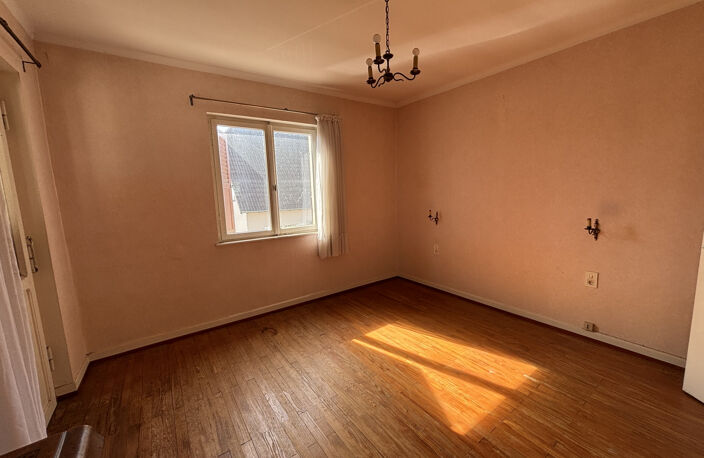 Maison 6 Pièces  157 m2  habitables - terrain et atelier sur — photo 4