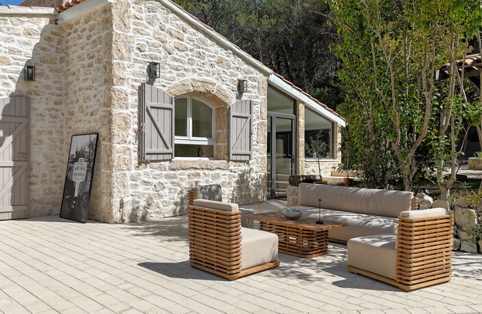 VENELLES : Maison rénovée de 160 m2 dont dépendance + piscin — photo 5