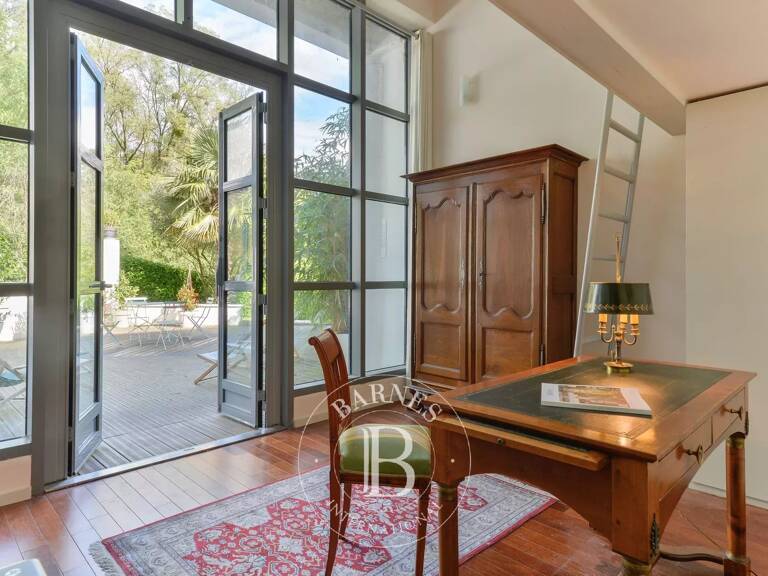Collonges-au-Mont d'Or - Appartement de  99 m² - 2 Chambres - Jardin environ 300m² — photo 1